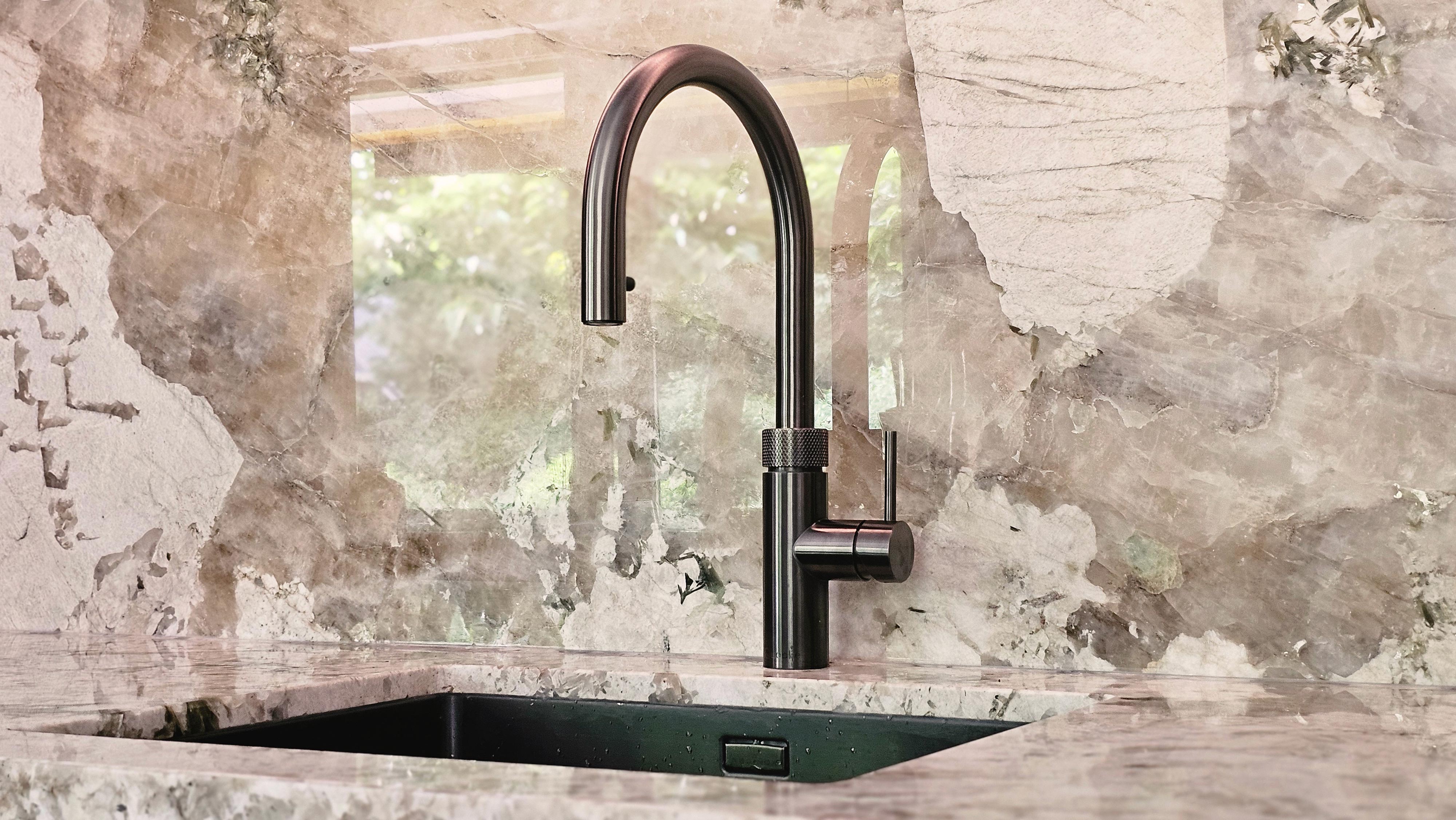 Quooker-flex-gun-metal